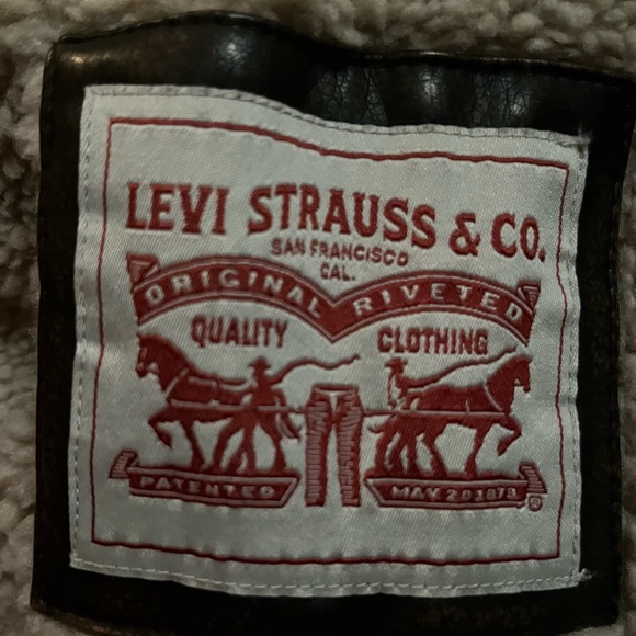 Levi Strauss Faux Leather Sherpa Lined Bomber Style Jacket Small - Picture 4 of 4